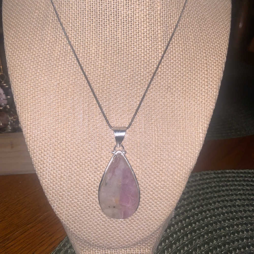 Bright Kunzite Statement Necklace - image 3